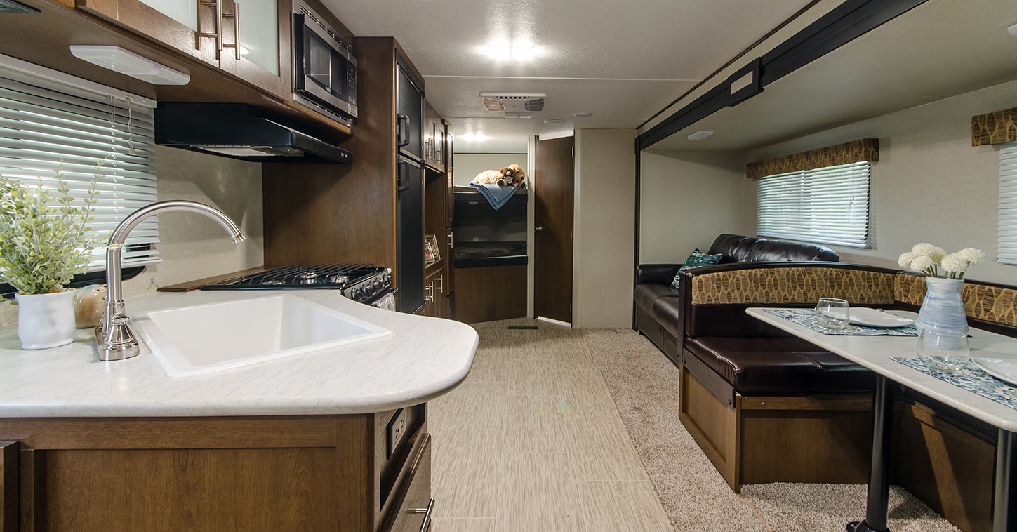 best-towable-rvs-with-bunk-houses